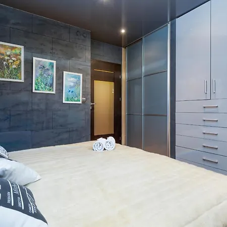 With Gym And Sauna By Renters Apartment Warsaw